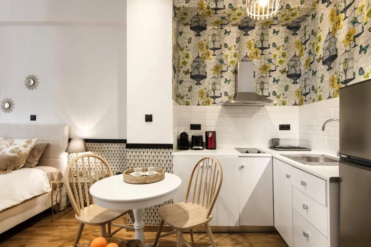 Image 3 of Designer renovated apartment in downtown Athens