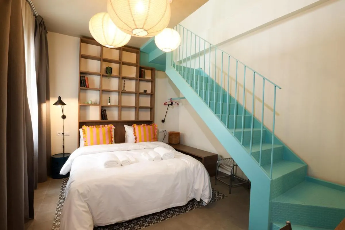 Image 3 of Dogpound Hotel