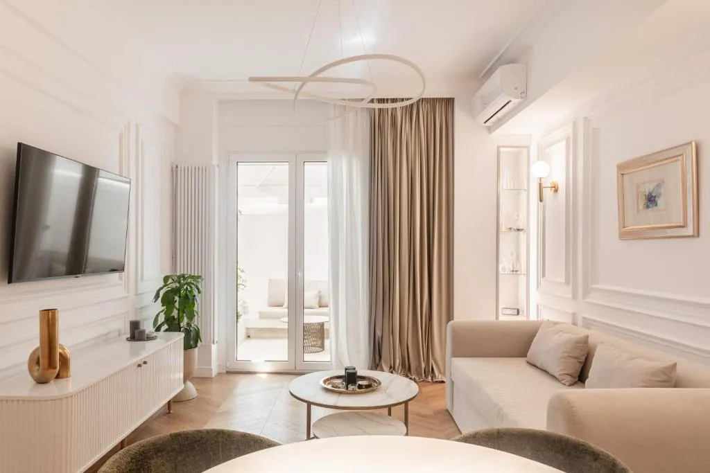 Image of Elegant apartment a breath away from the Acropolis
