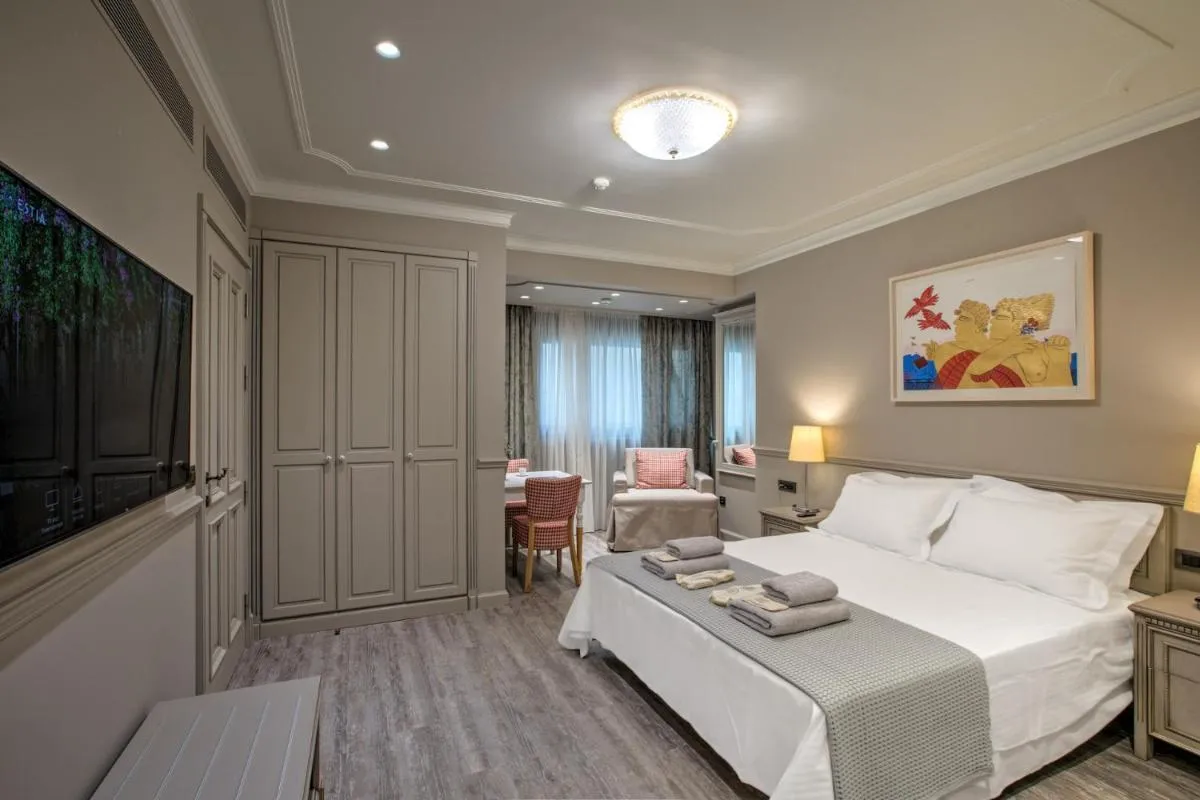 Image 5 of Estia Boutique Apartments