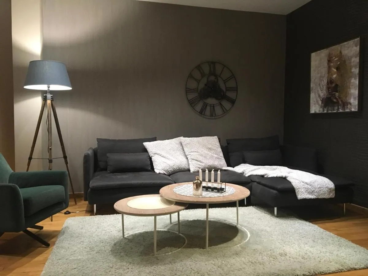Image 4 of Evelina’s apartment