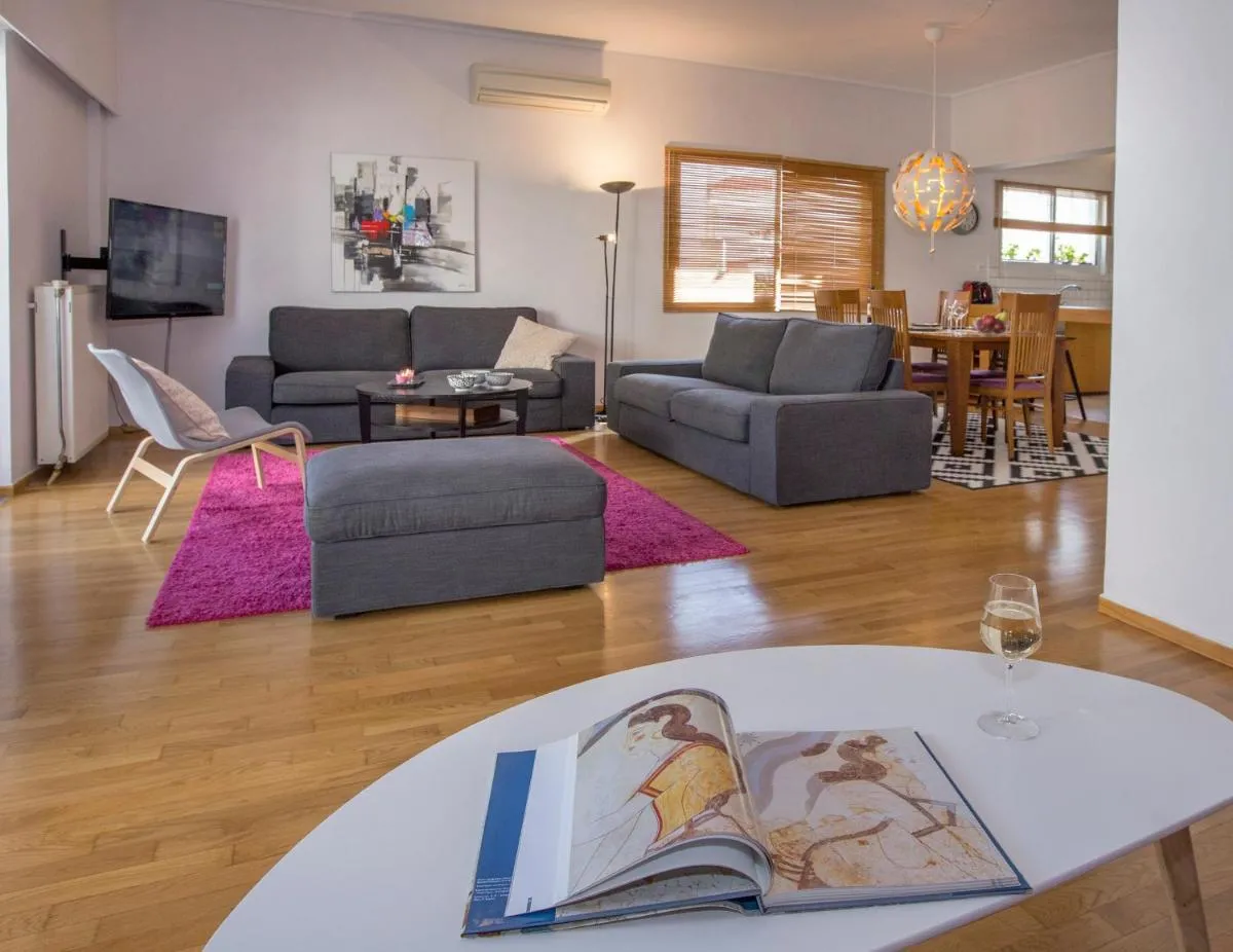 Image 3 of Familygroupflat