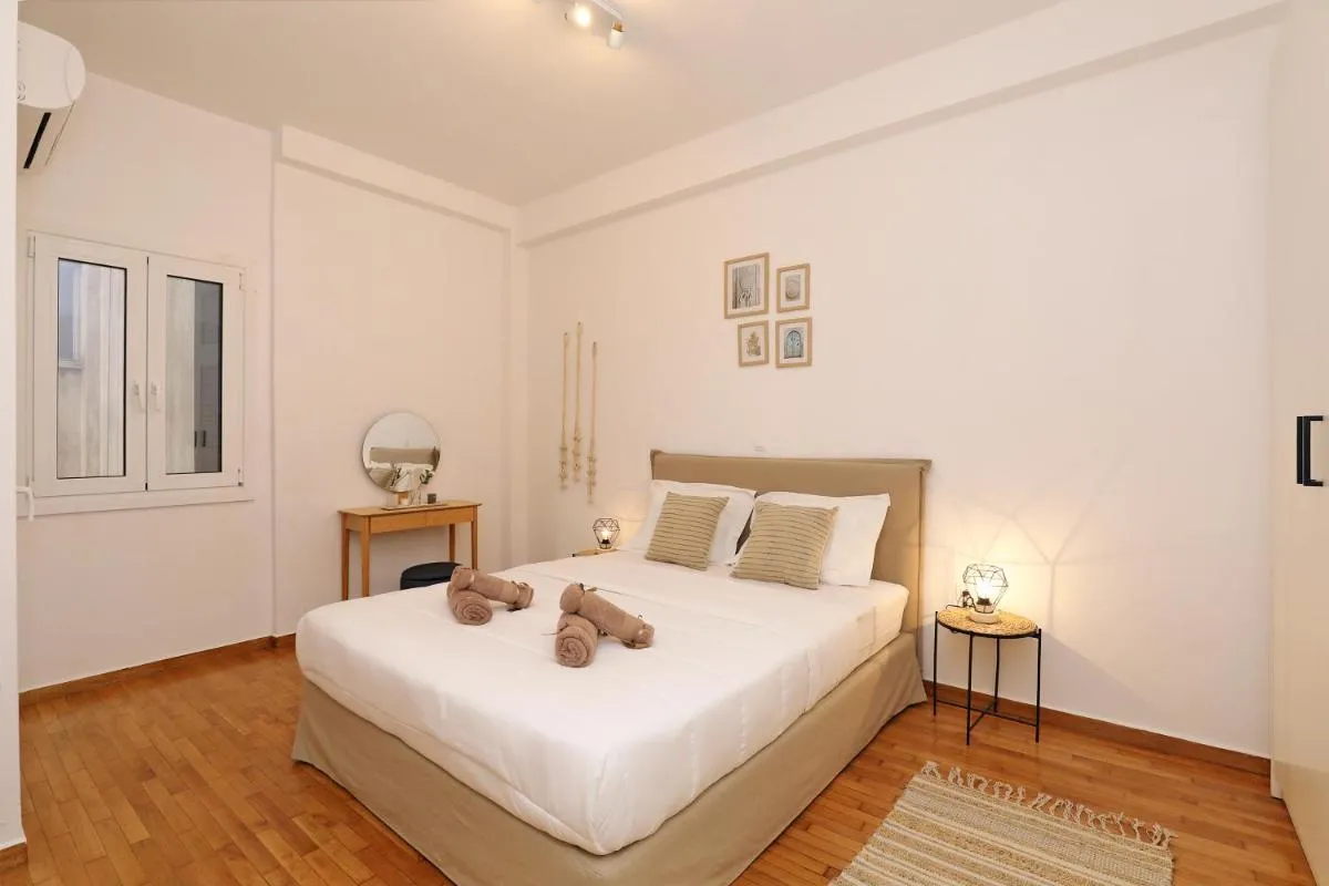 Image 6 of Golden Acropolis 3BD apartment