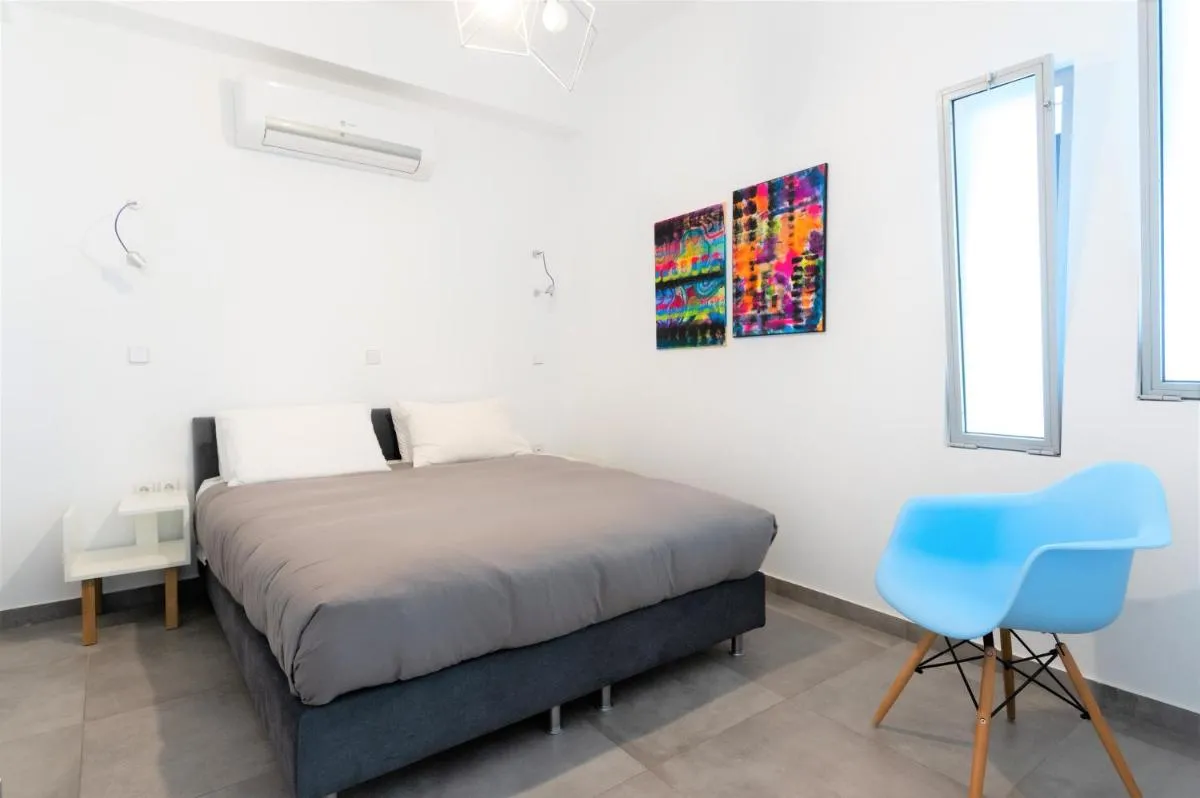 Image 6 of Hermes Apartments