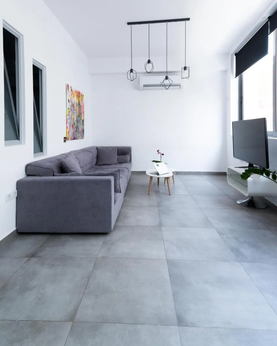 Image 3 of Hermes Apartments