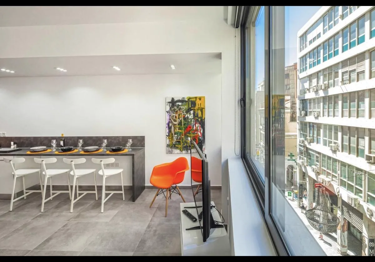Image 5 of Hermes Apartments