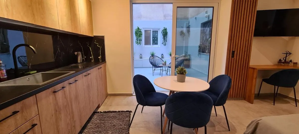 Image 2 of Historic Center Apartment 3