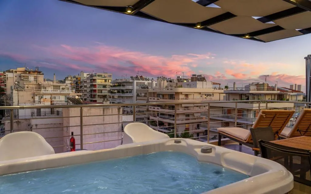 Image of Jacuzzi Luxpenthouse PFaliro