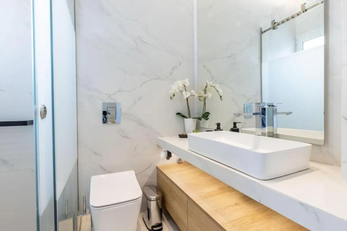 Image 4 of Jacuzzi Luxpenthouse PFaliro