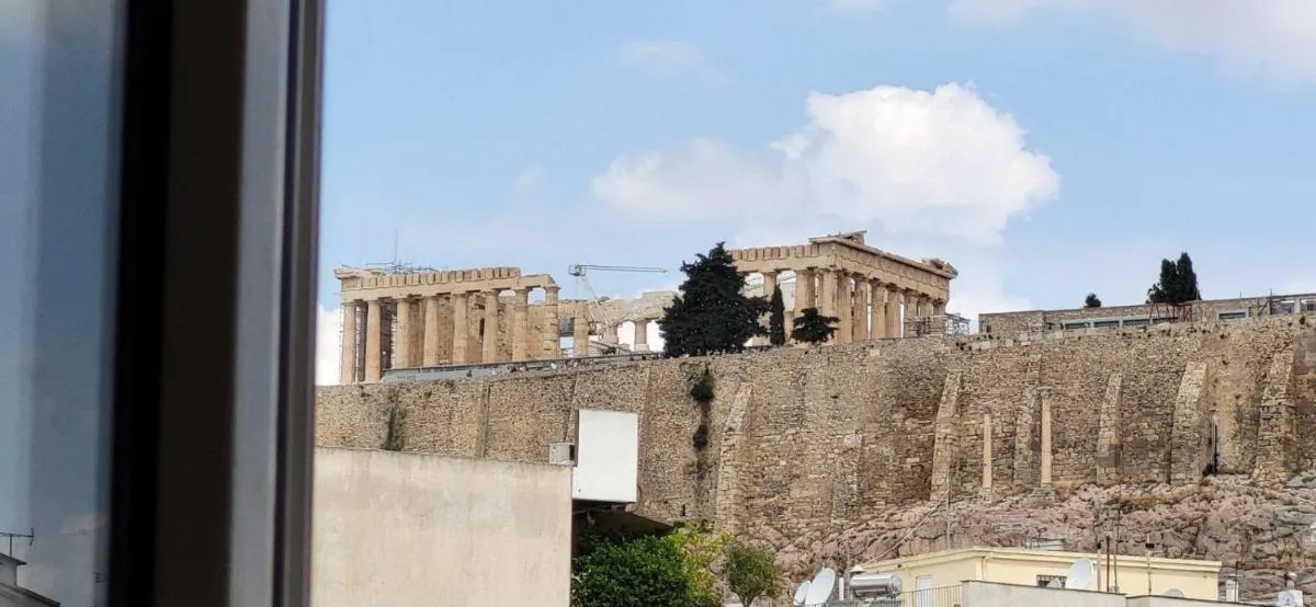 Image 1 of LView Acropolis