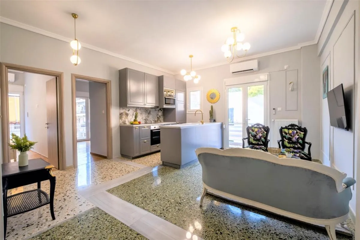 Image 4 of Luxury Penthouse in prime central Athens Thissio by GHH