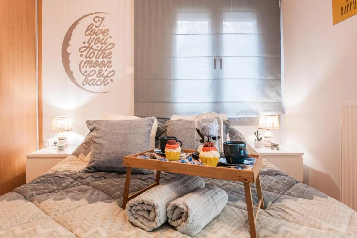 Image 1 of Luxury seaside apartment next to Starbucks opossite the beach park of Flisvos