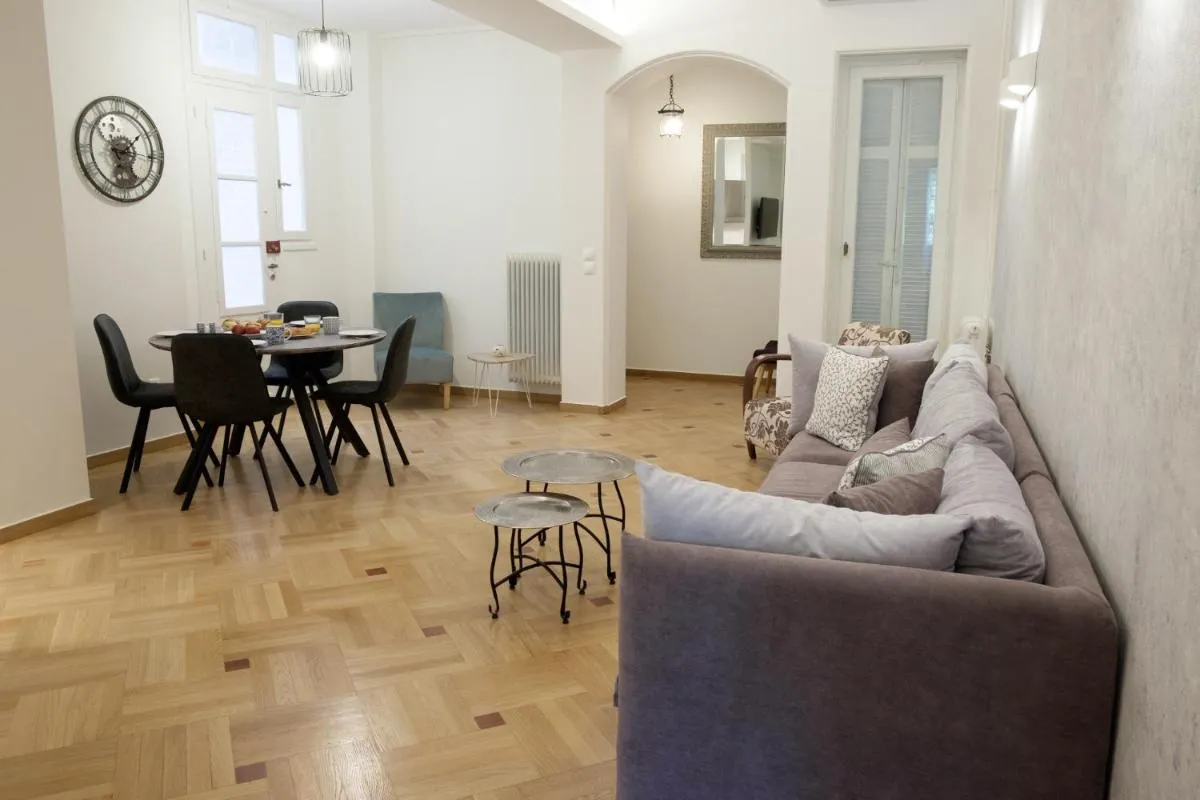 Image 4 of Luxury three bedroom Apartment in Kolonaki