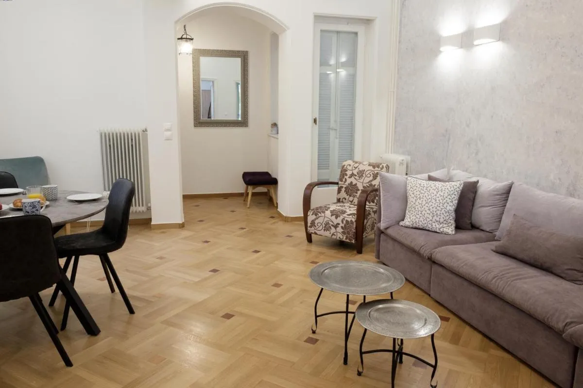 Image 6 of Luxury three bedroom Apartment in Kolonaki