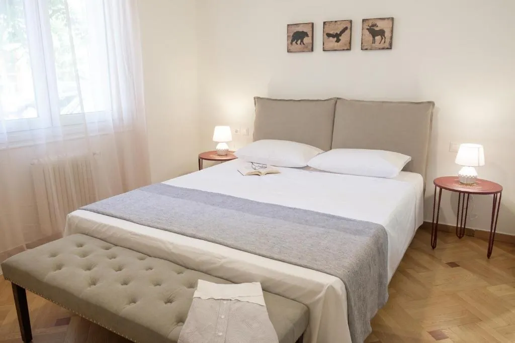 Image of Luxury three bedroom Apartment in Kolonaki