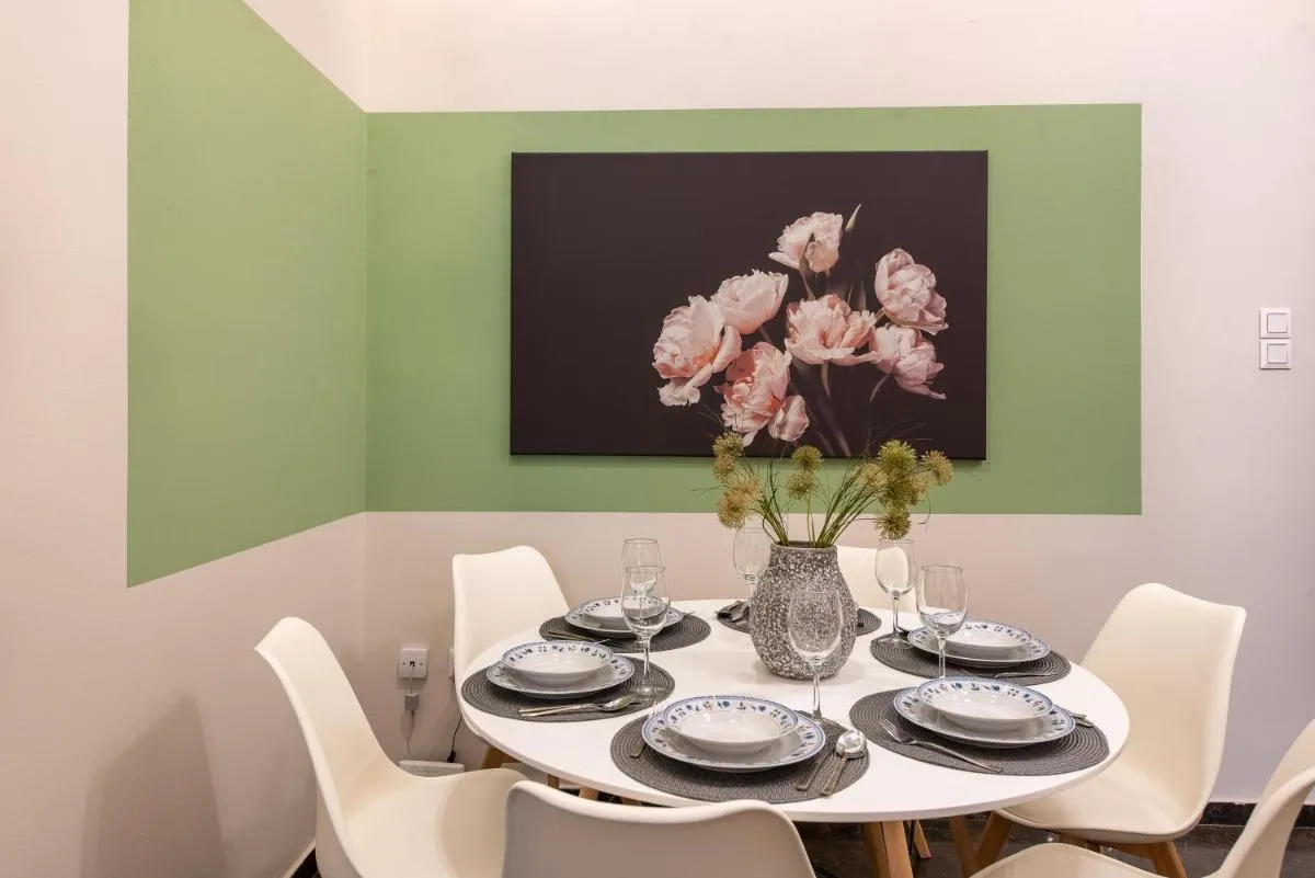 Image 5 of MEDLUXE LUXURY APARTMENT !