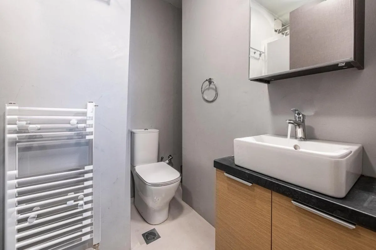 Image 5 of Modern 5BD Apartment in the Heart of Athens