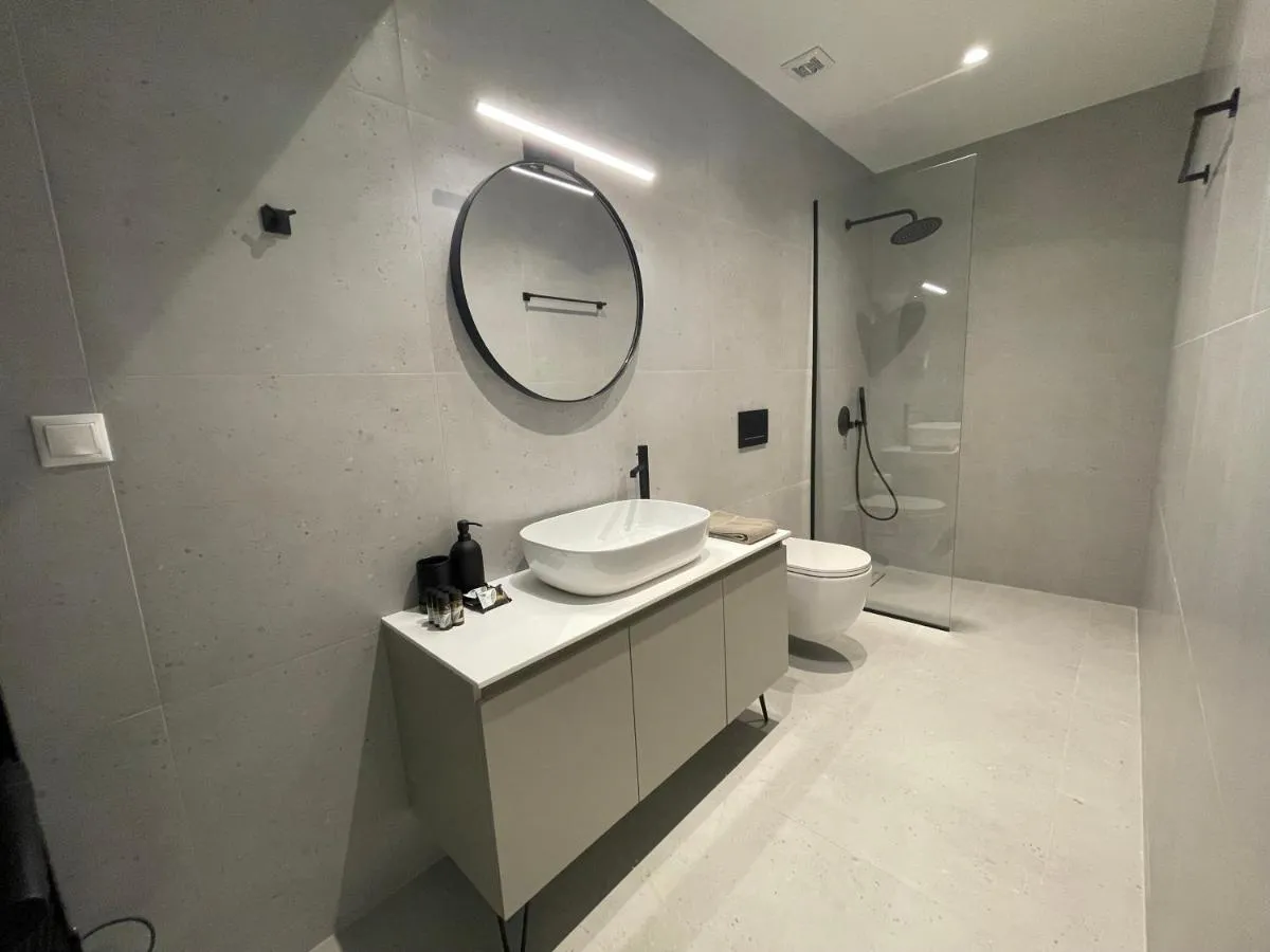 Image 3 of Modern & Spacious 3BR apartment