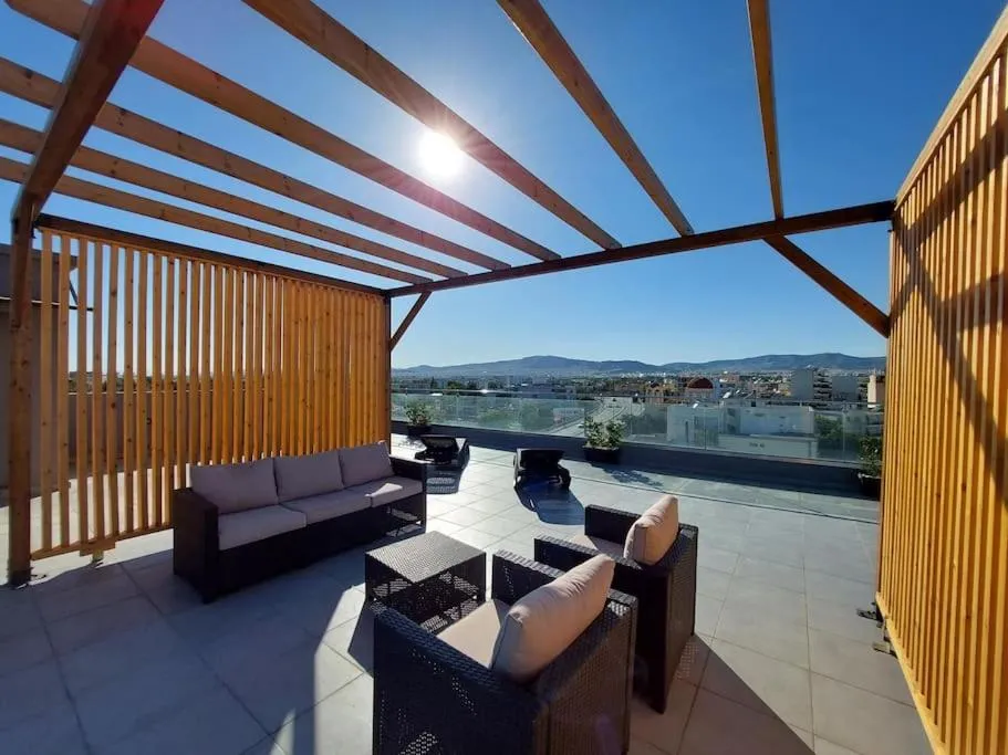 Image 2 of Modern & Spacious Αpartment