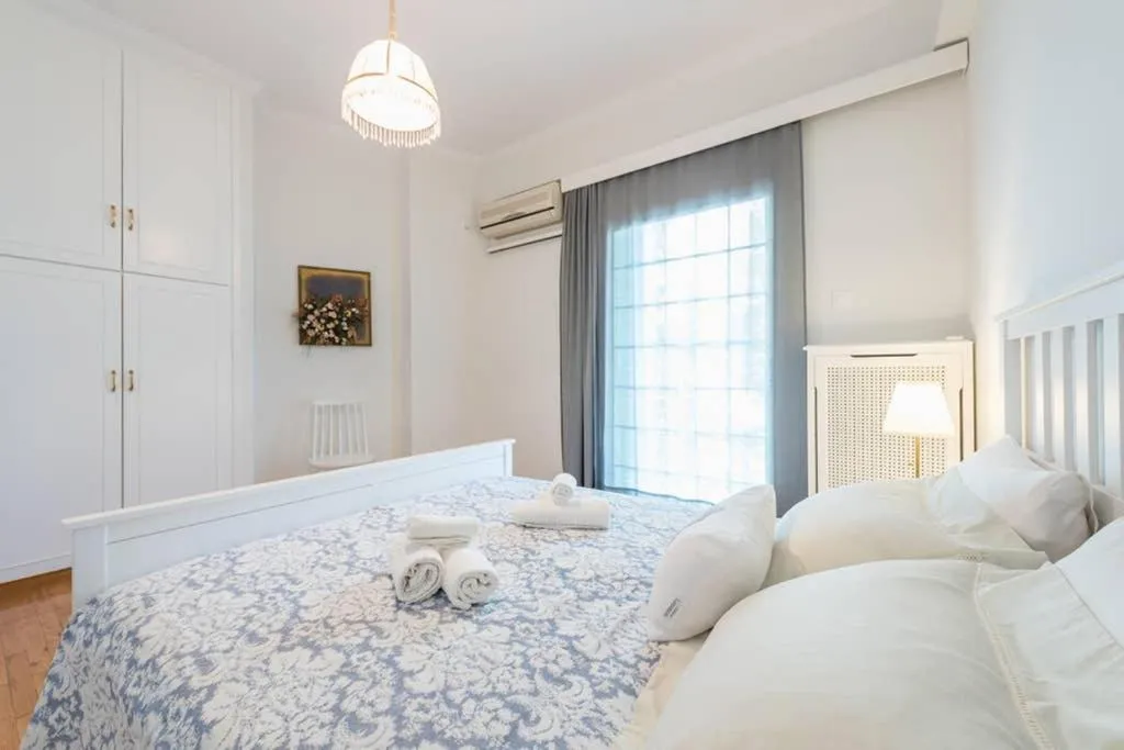 Image 6 of NEW! Bright & Remodeled 1Bed apt 2min Walk to Acropolis