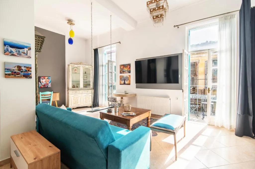Image of Neoclassical Loft in Monastiraki – Acropolis and metro