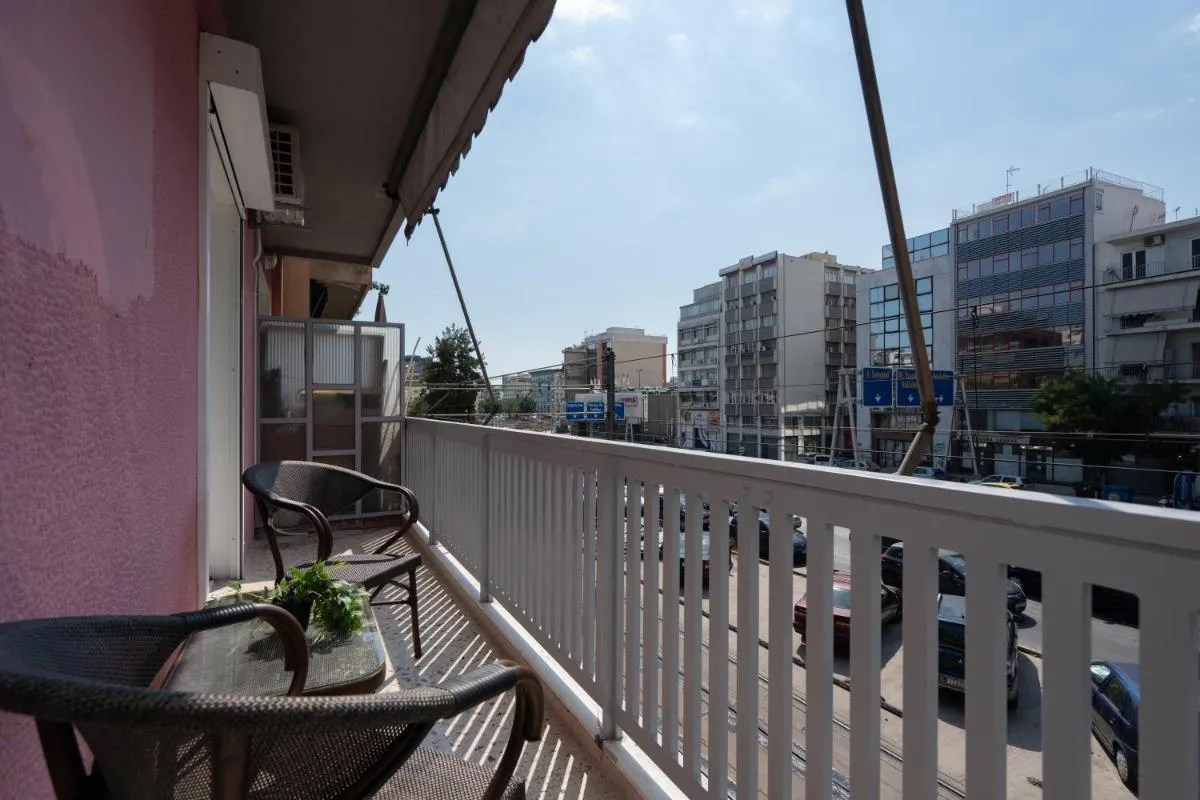 Image 5 of Newly Renovated 2 Bedroom Apartment, 5min to metro