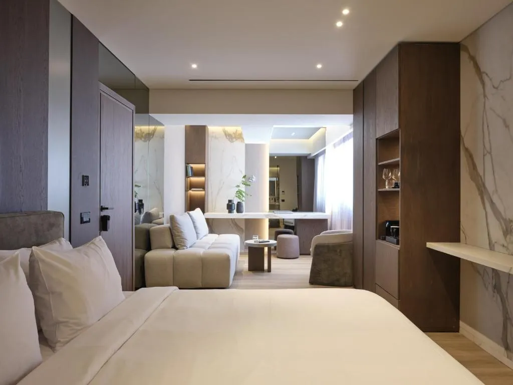 Image of Nur Edge Aparthotel – Acropolis Skyline