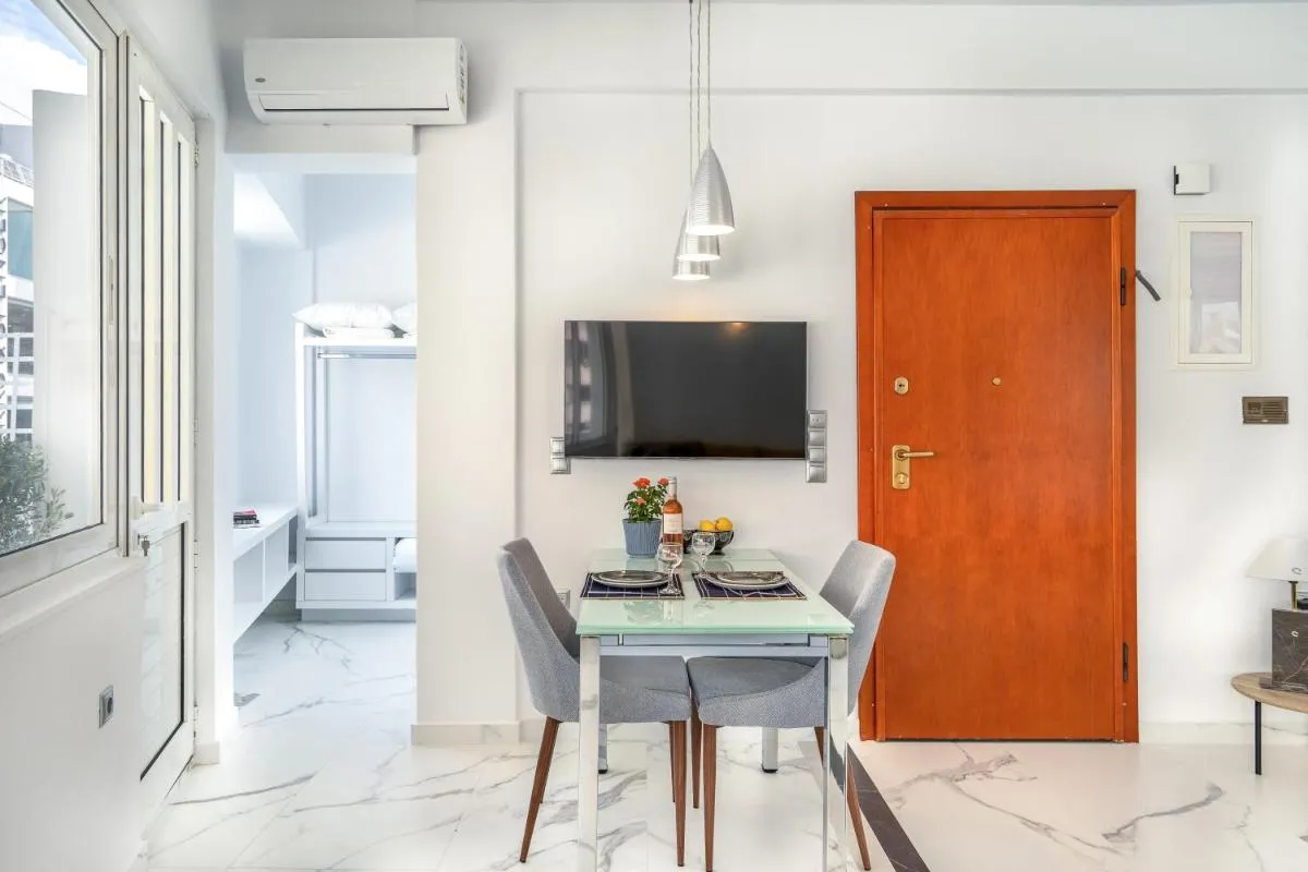 Image 2 of Olvar’s Modern Luminous Suite , Athens Downtown