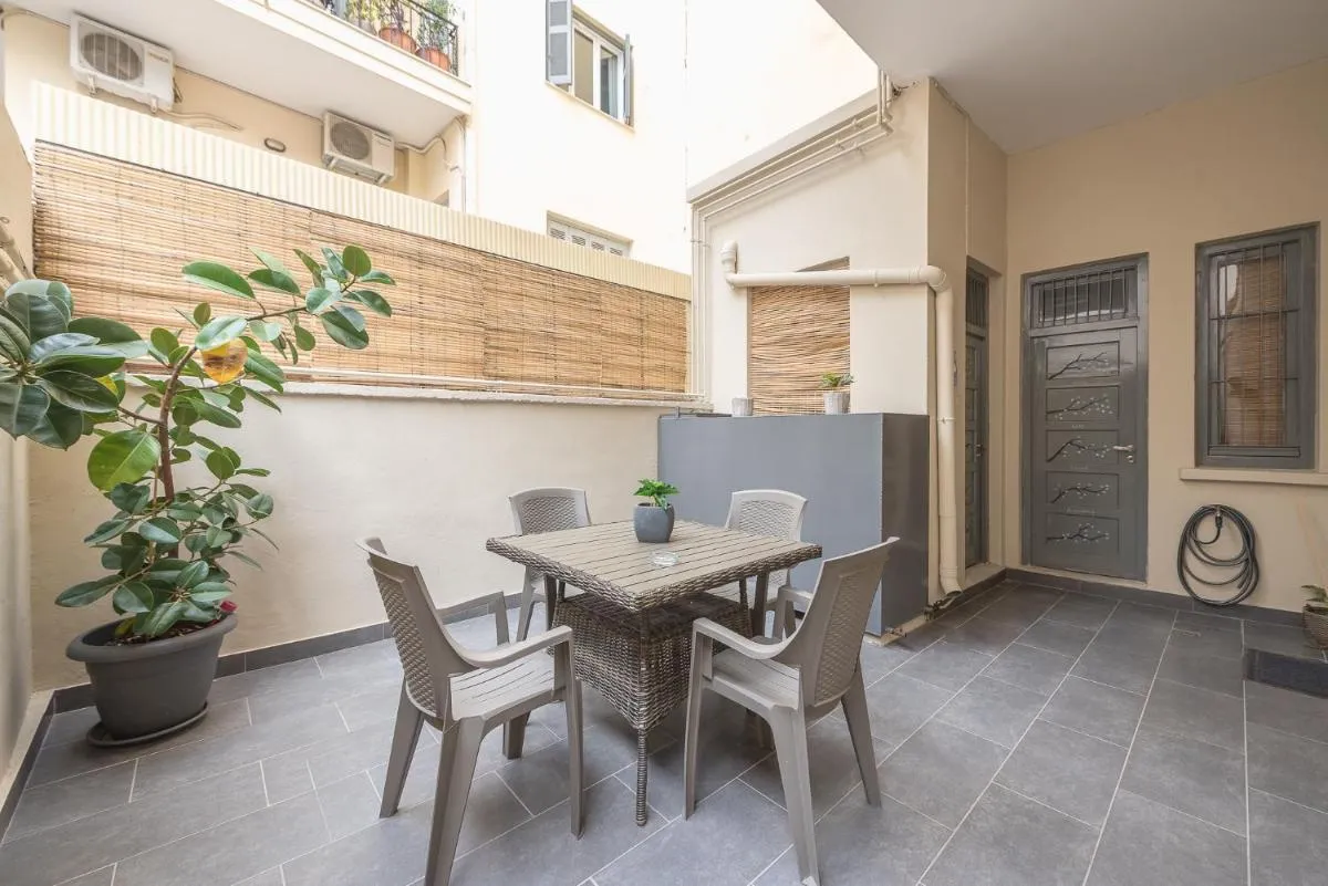 Image 4 of Peaceful and comfy 2BA in Athens heart
