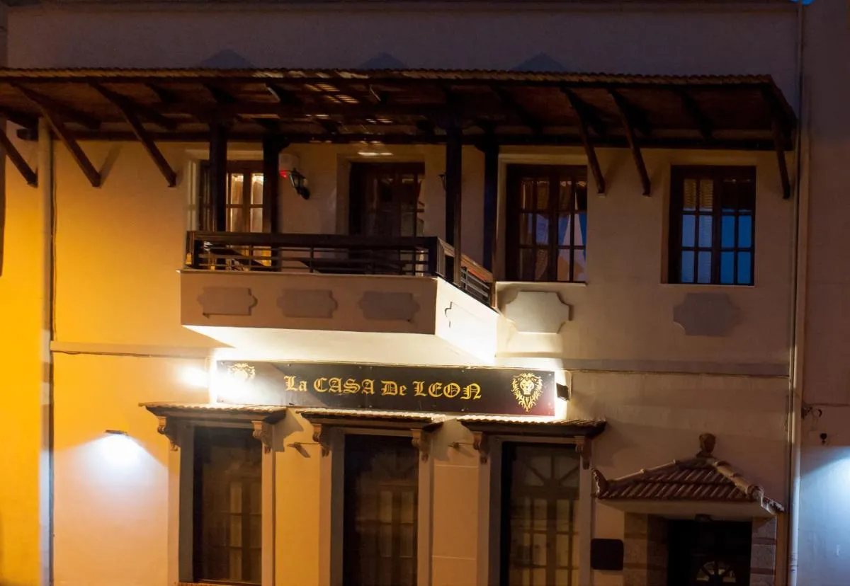 Image 4 of Platos’s Academy Studio 100m² (4min METRO)