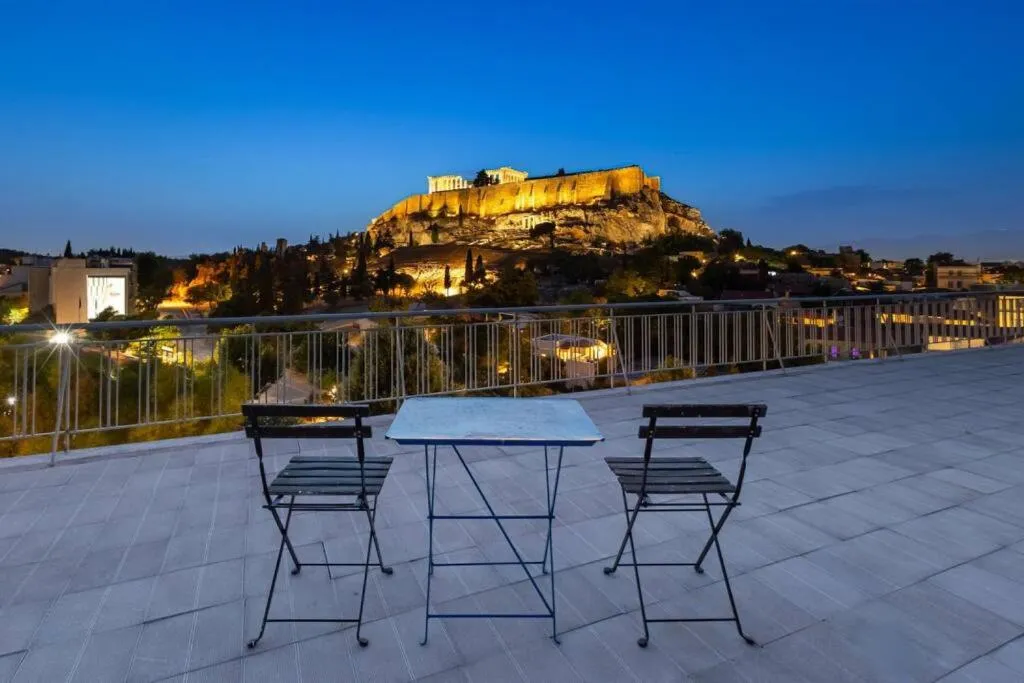 Image of Ruby ‘ s Best Acropolis Apartment