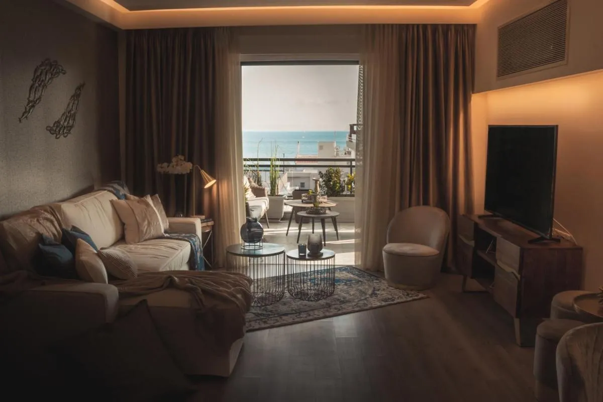 Image 3 of Sea view super romantic apartment