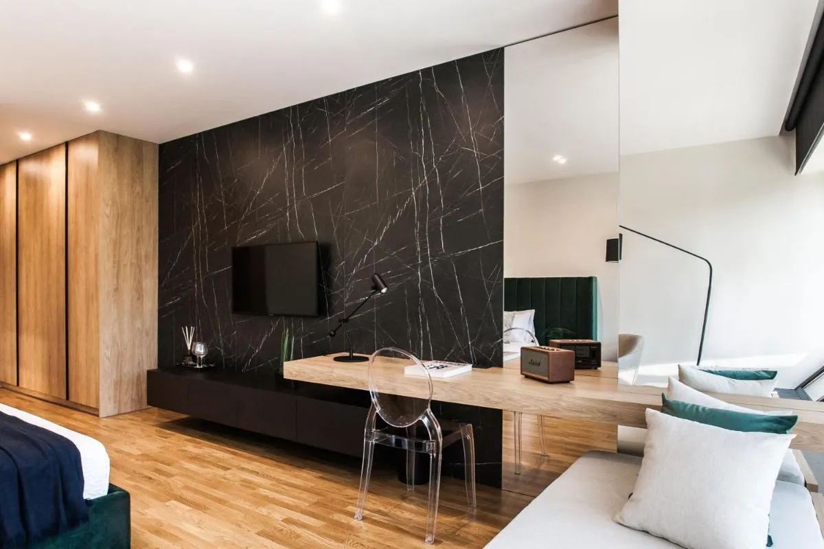 Image 5 of Side by Side Suites in Athens Riviera by The Olon