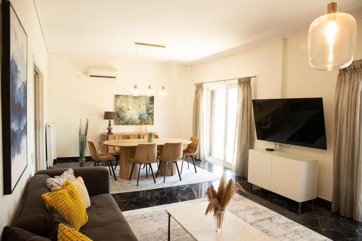 Image 2 of Spacious Glyfada Golf 4BR -Near Beach + Shops