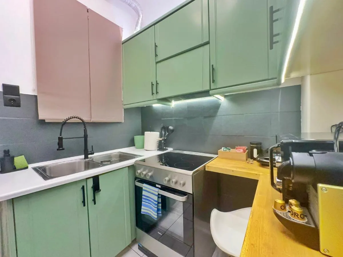Image 5 of St Tomas Square Apartment