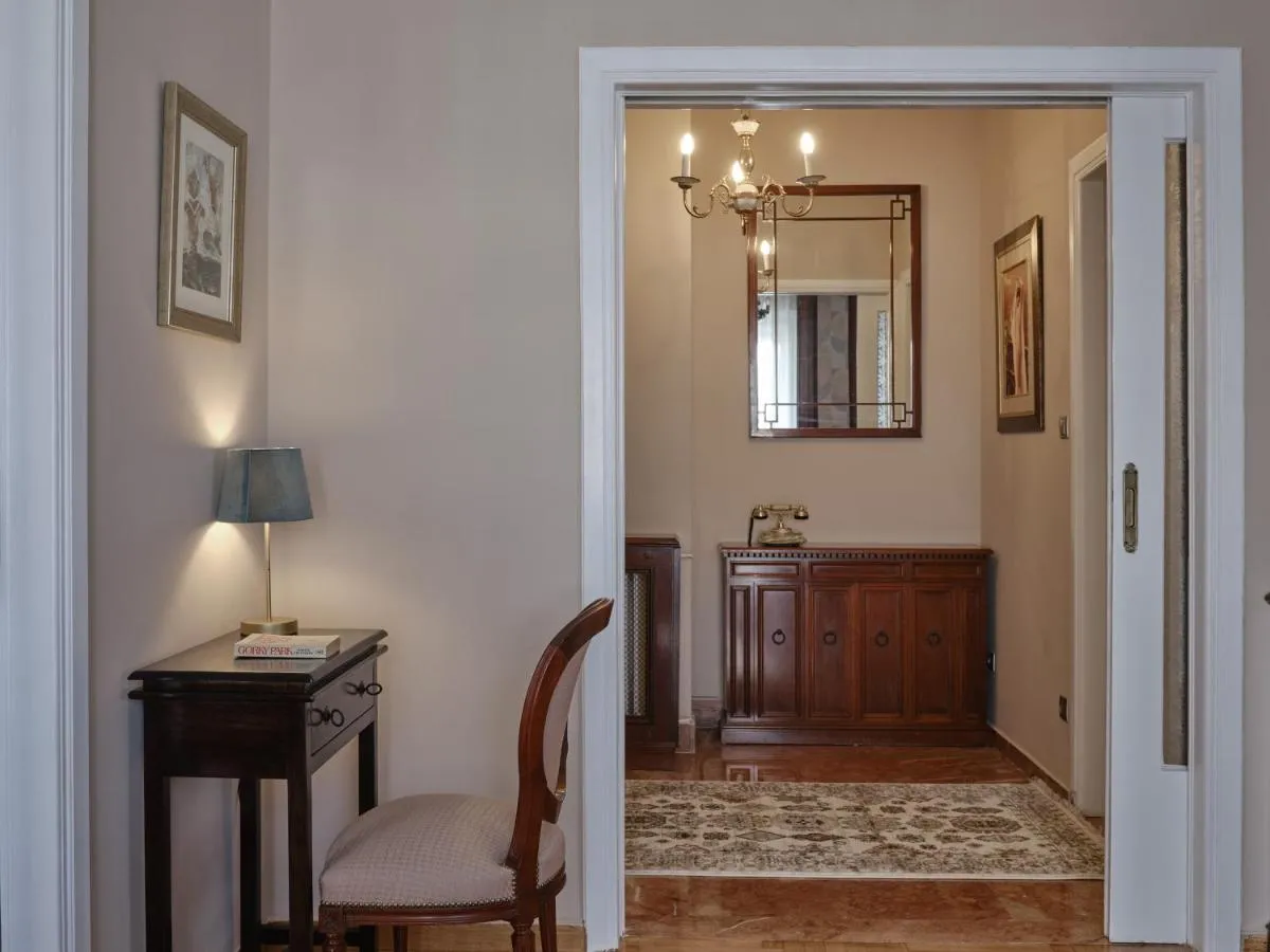 Image 1 of Stunning-Classical Penthouse
