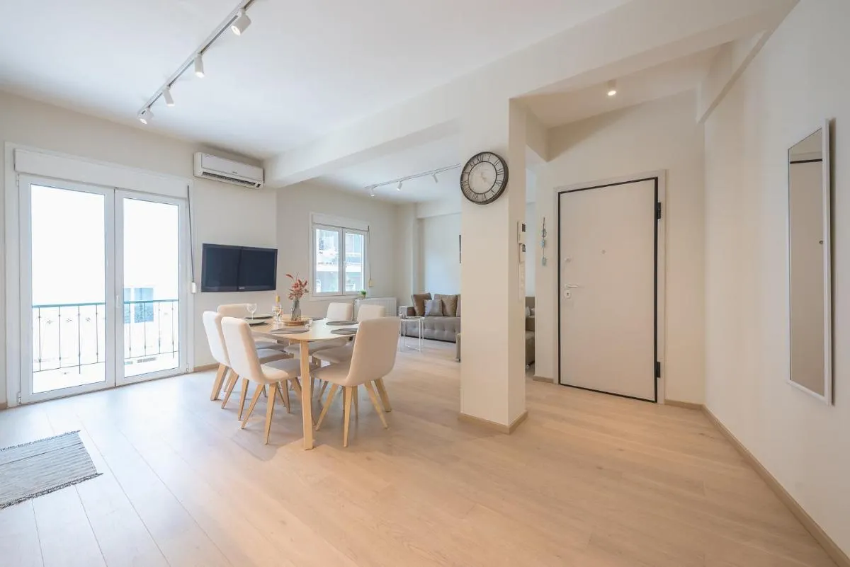 Image 2 of Stylish 2BDR Apt by Acropolis
