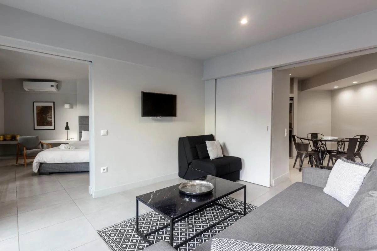 Image 6 of Superb Central Athens Suite with Rooftop, Perfect for 5 Guests, 85sqm