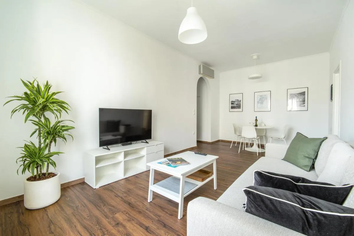 Image 5 of Superb flat in the historic centre of Athens