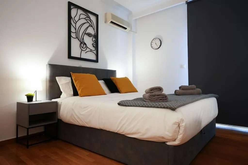 Image 4 of Syntagma square, 70sqm Pentelis sunny apartment