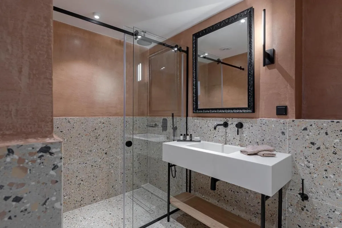 Image 4 of The Athenians Art Apartments