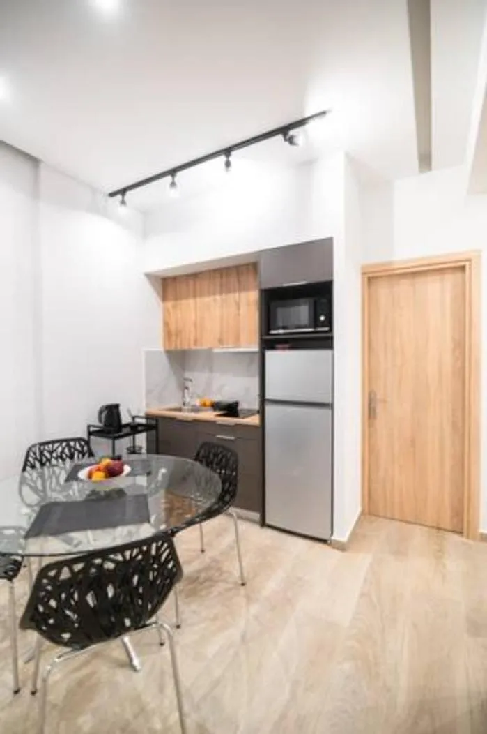 Image 4 of The Avra apartment