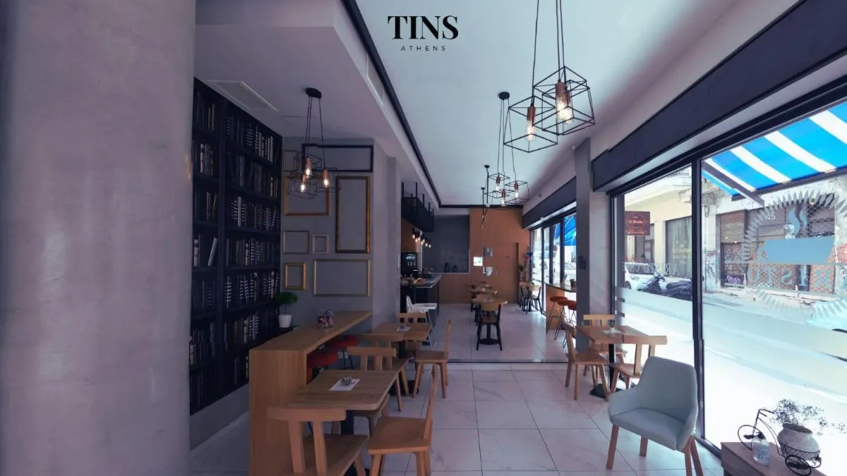 Image 2 of Tins Hotel City – Athens