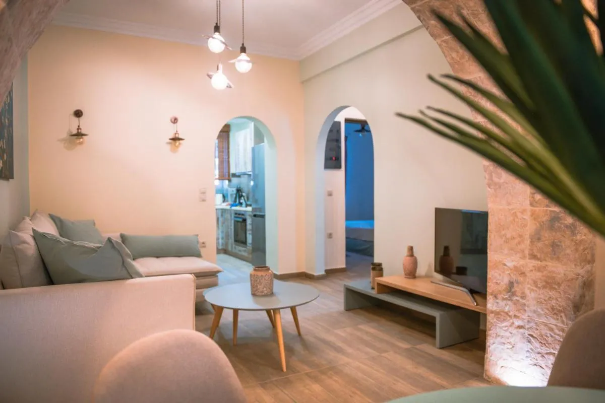 Image 1 of Traditional Thiseio Home