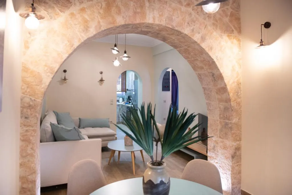 Image of Traditional Thiseio Home