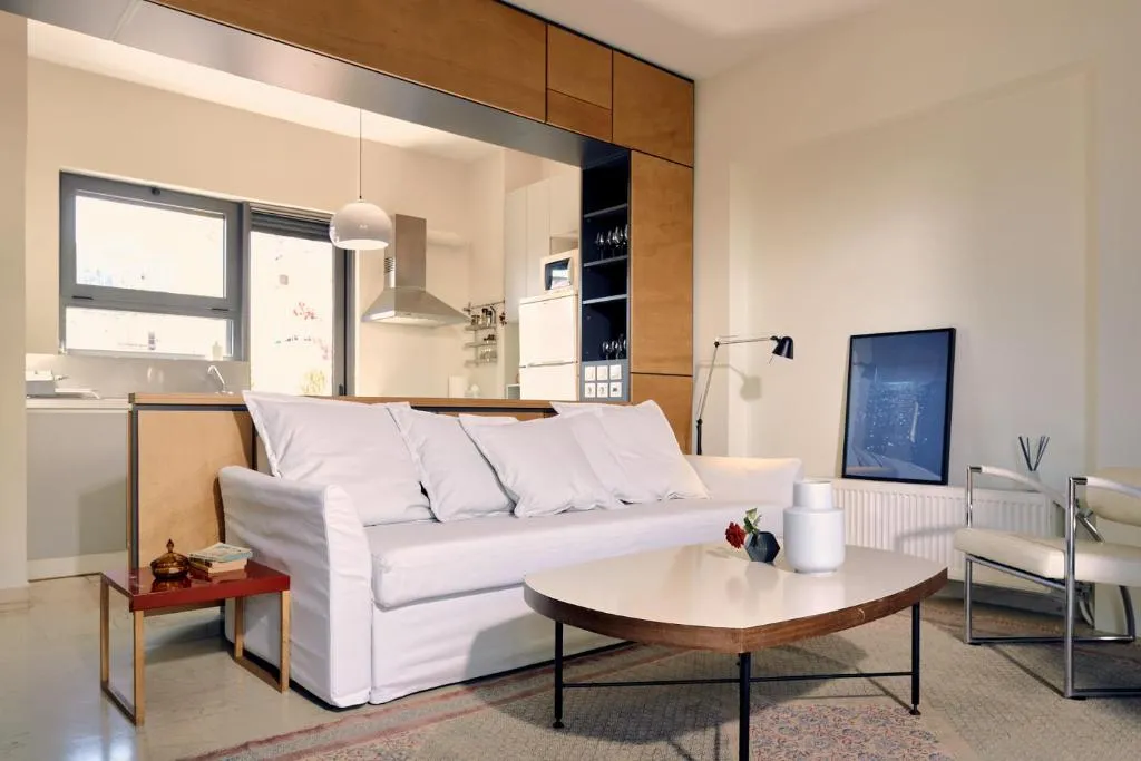 Image of Two level apartment with panoramic view