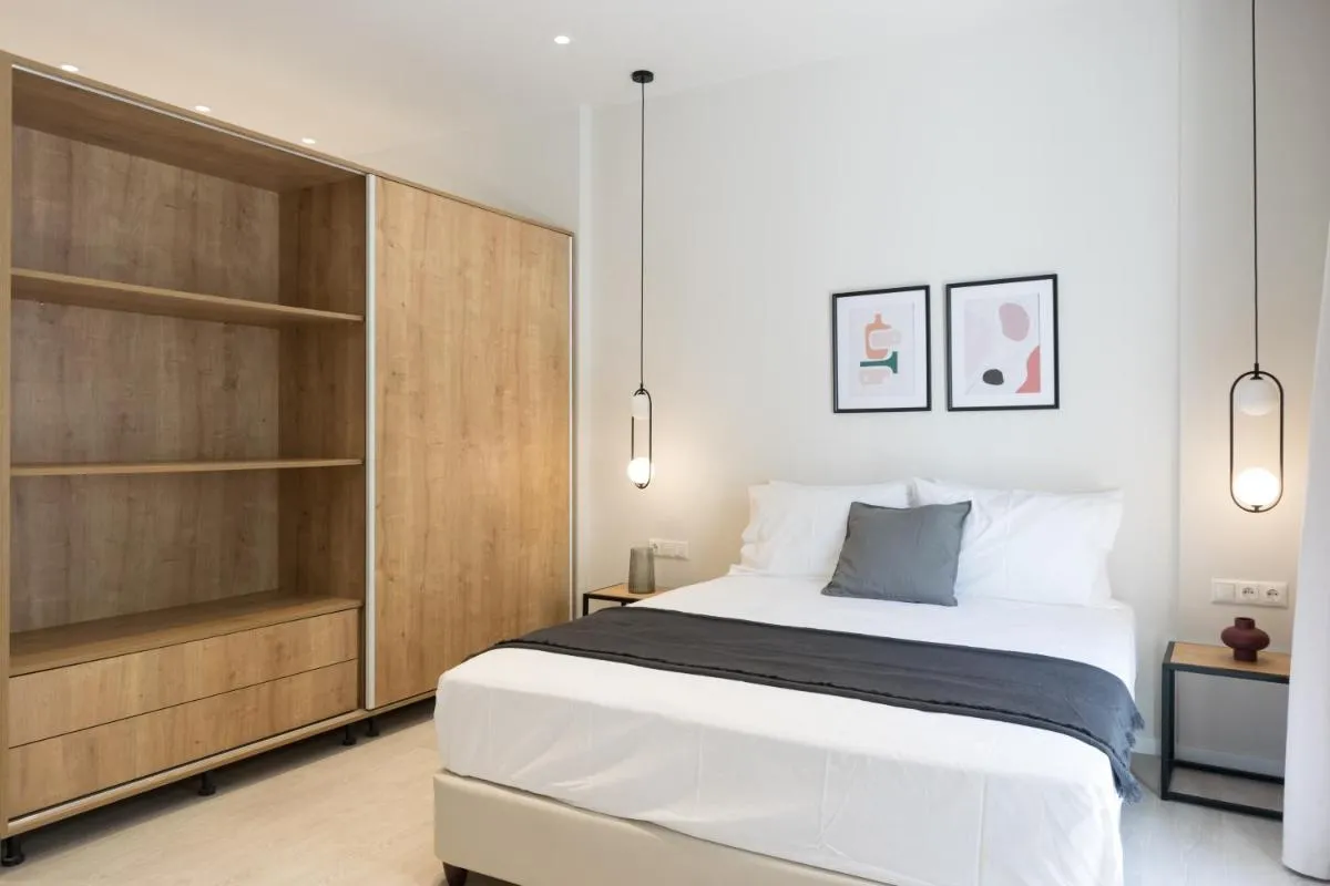 Image 2 of Voda Luxury Residence #402 – Acropolis View Rooftop
