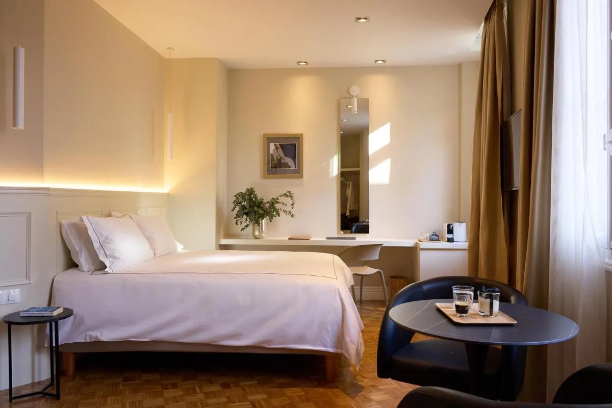 Image 2 of Vrachos Athens Suites