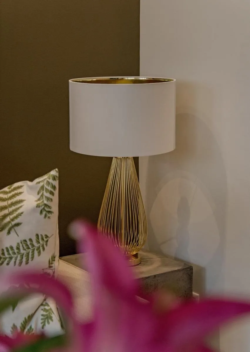 Image 3 of Zanzi by Stylish Stays
