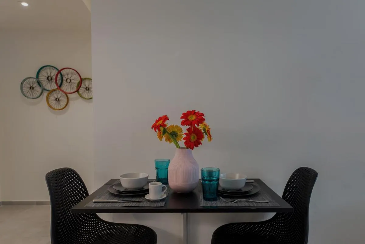 Image 1 of Zanzi by Stylish Stays